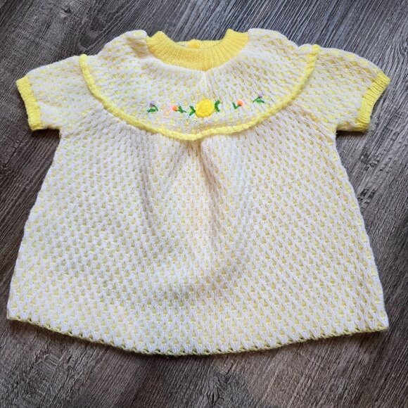 Soft Spun Baby Sweater Dress Yellow Girls 6 to 12 Months Vintage Flowers Japan - Picture 1 of 9